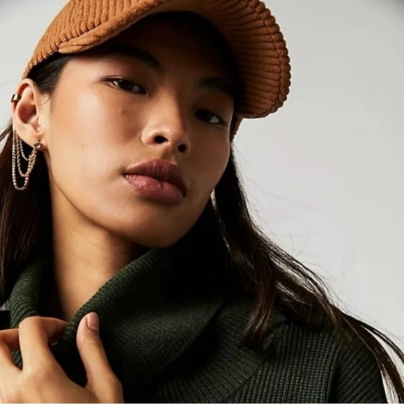 Free People Party Party Ear Chain Cuff Amber Rhinestone Gunmetal NWT Bohemian - Picture 10 of 13